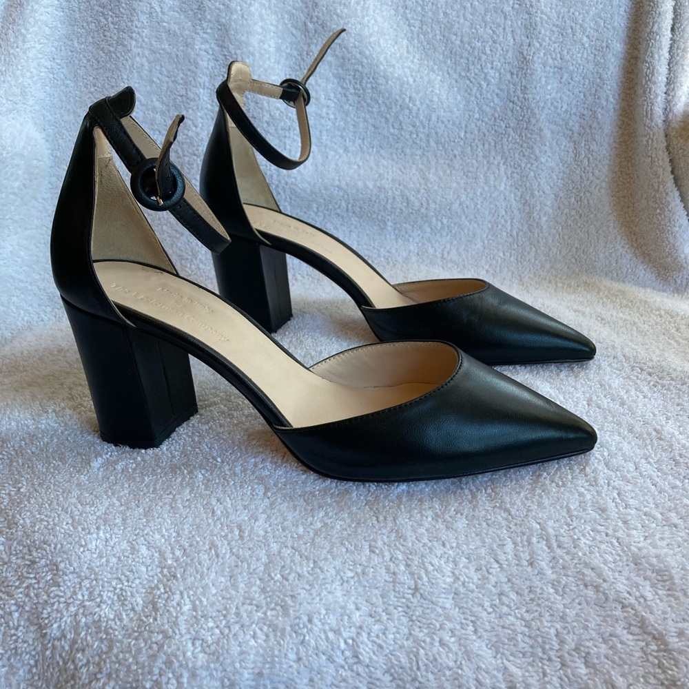 Black Women’s Dress Shoes European size 38/US size 7.5 Made in Italy